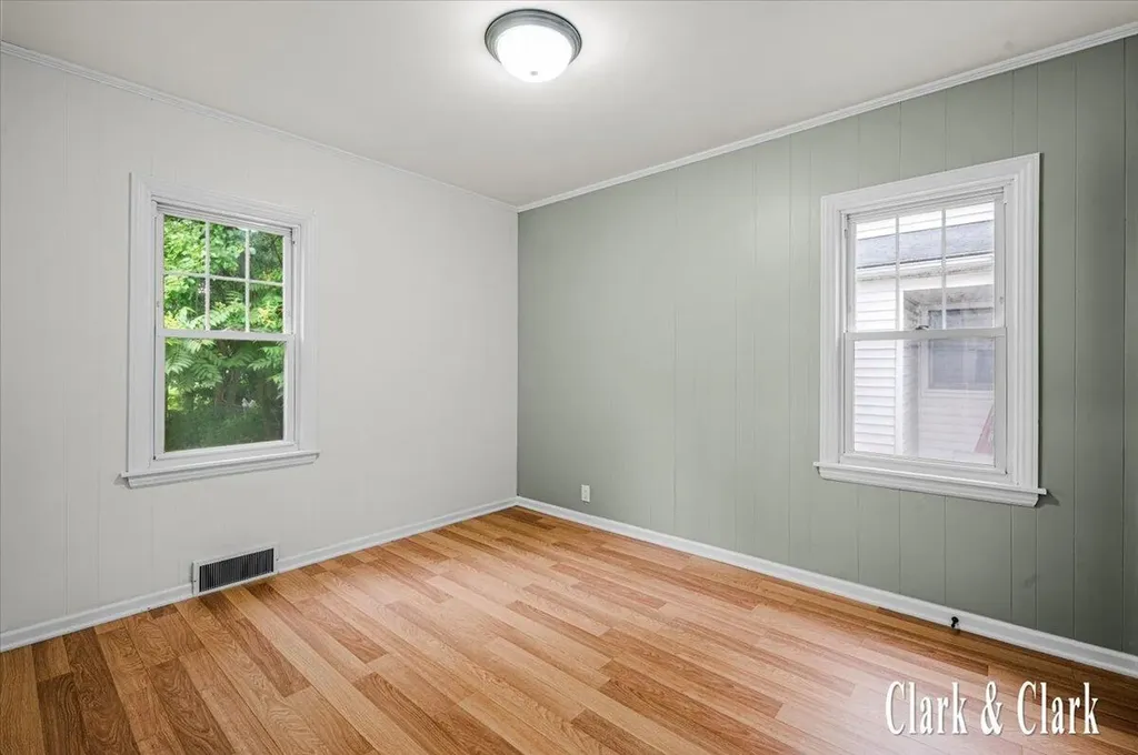 701 Pacific Avenue Lansing City MI 48910