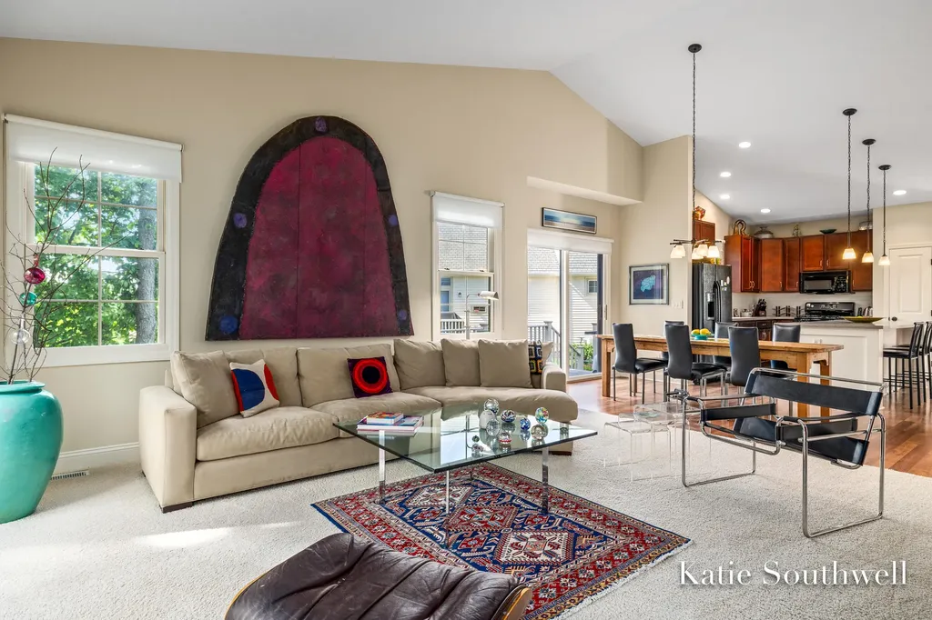 588 Enclave Court SE Grand Rapids Charter Township MI 49546