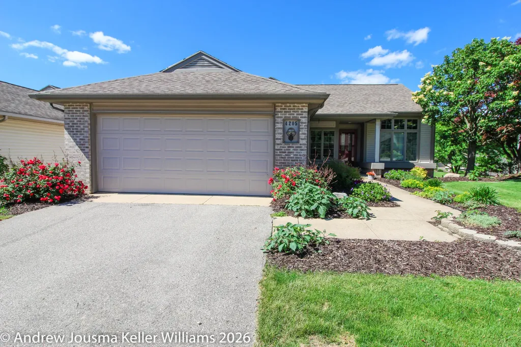 4205 Sabal Pointe Court SE Kentwood City MI 49546