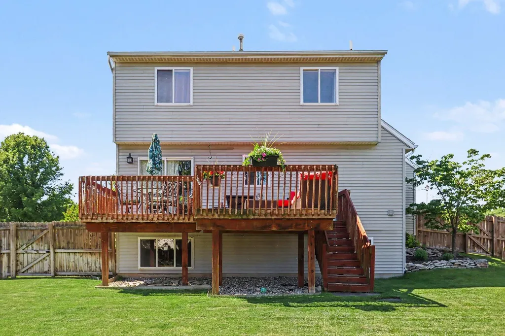 3910 Avery Drive NW Walker City MI 49534