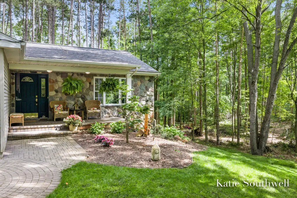13569 Missy's Way Lowell Charter Township MI 49331