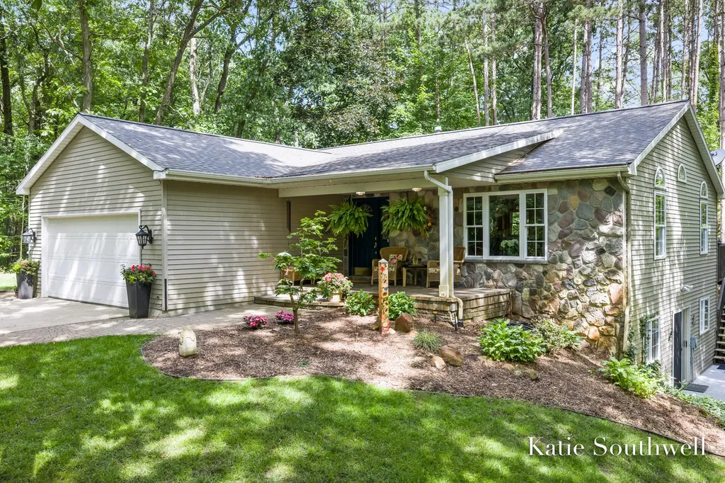 13569 Missy's Way Lowell Charter Township MI 49331