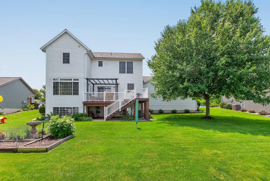 1837 Land Ridge Drive SW Byron Township MI 49315