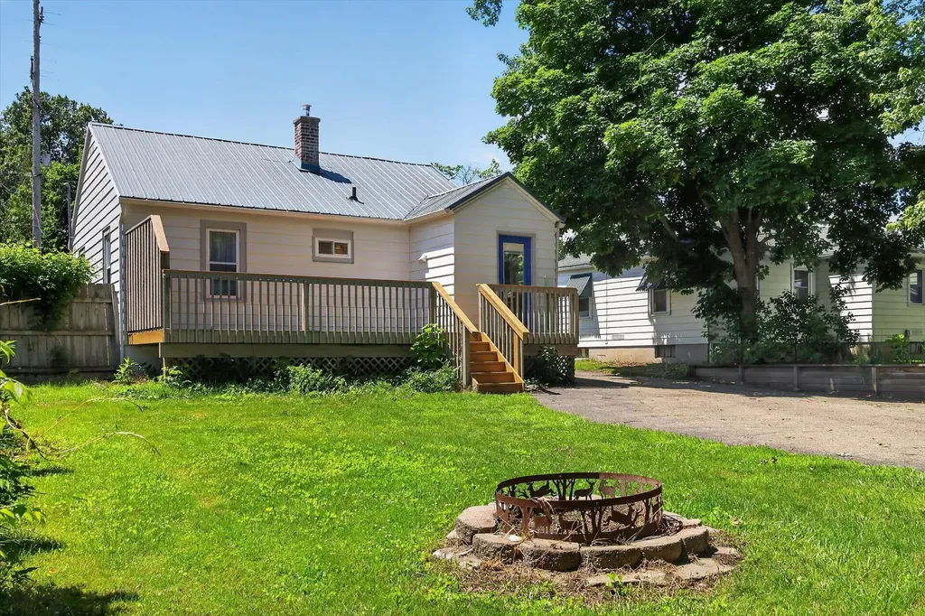 325 W South Street Hastings City MI 49058