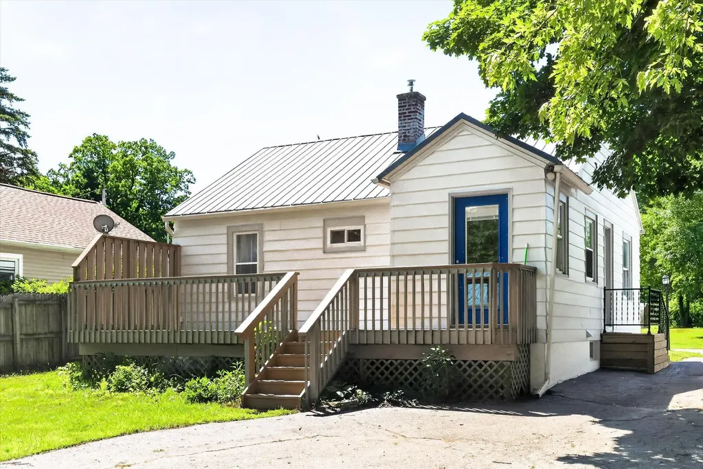 325 W South Street Hastings City MI 49058