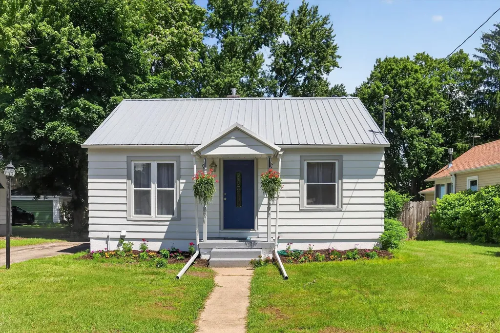 325 W South Street Hastings City MI 49058