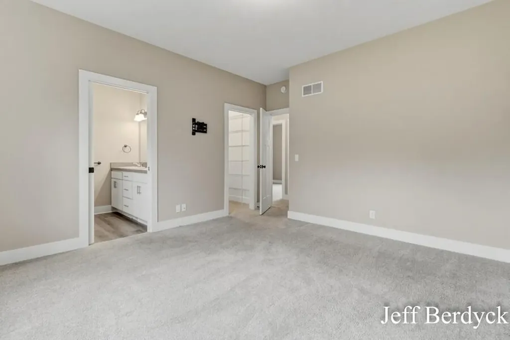 5697 Victoria Street Allendale Charter Township MI 49401