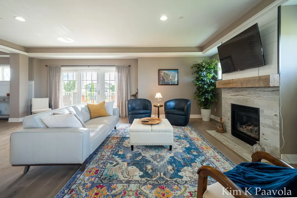 4661 Macatawa Legends Boulevard Holland Charter Township MI 49424