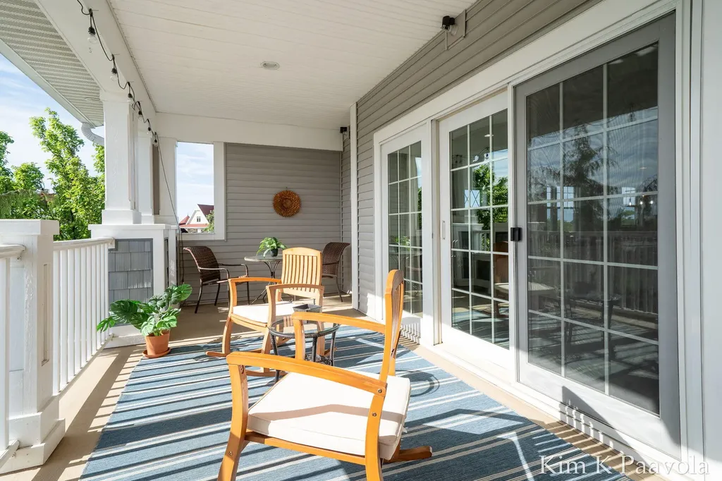4661 Macatawa Legends Boulevard Holland Charter Township MI 49424