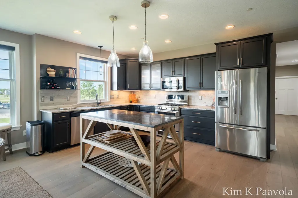 4661 Macatawa Legends Boulevard Holland Charter Township MI 49424