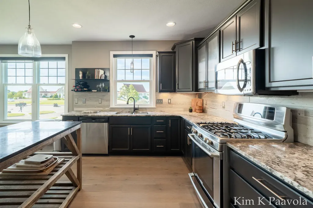 4661 Macatawa Legends Boulevard Holland Charter Township MI 49424