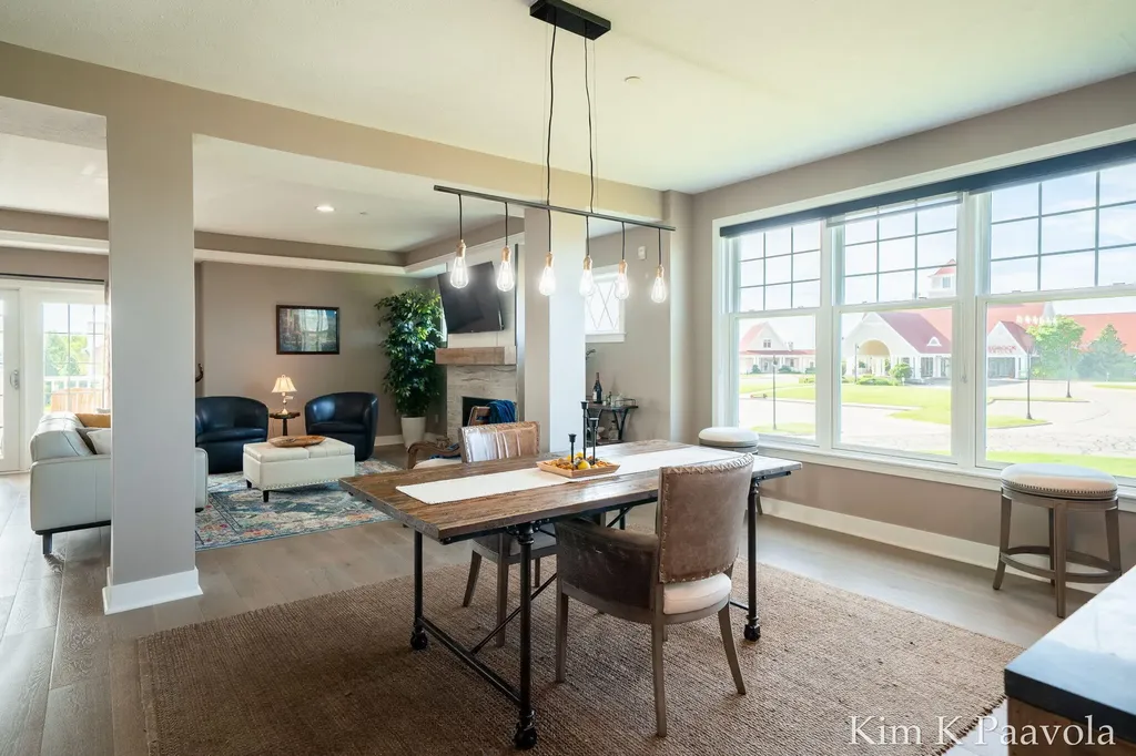 4661 Macatawa Legends Boulevard Holland Charter Township MI 49424