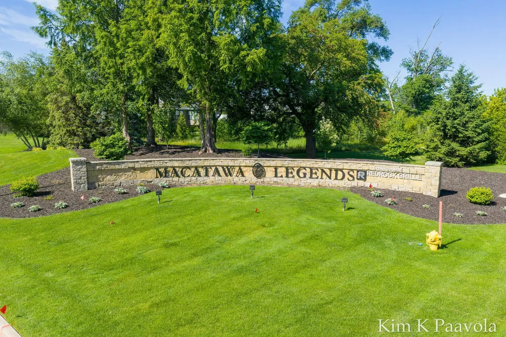 4661 Macatawa Legends Boulevard Holland Charter Township MI 49424