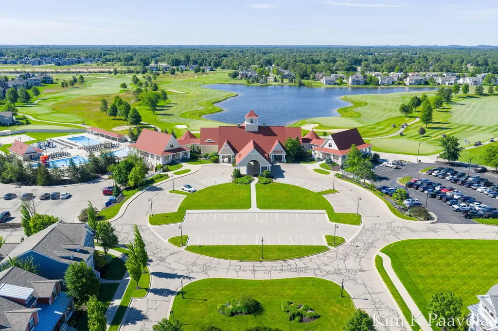 4661 Macatawa Legends Boulevard Holland Charter Township MI 49424