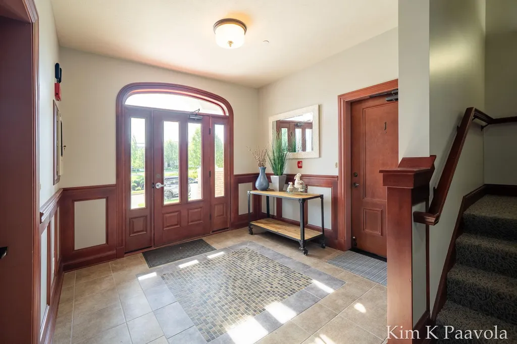 4661 Macatawa Legends Boulevard Holland Charter Township MI 49424