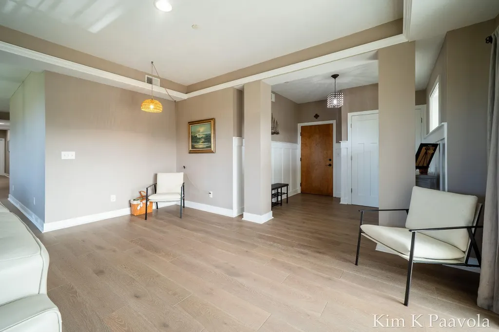 4661 Macatawa Legends Boulevard Holland Charter Township MI 49424