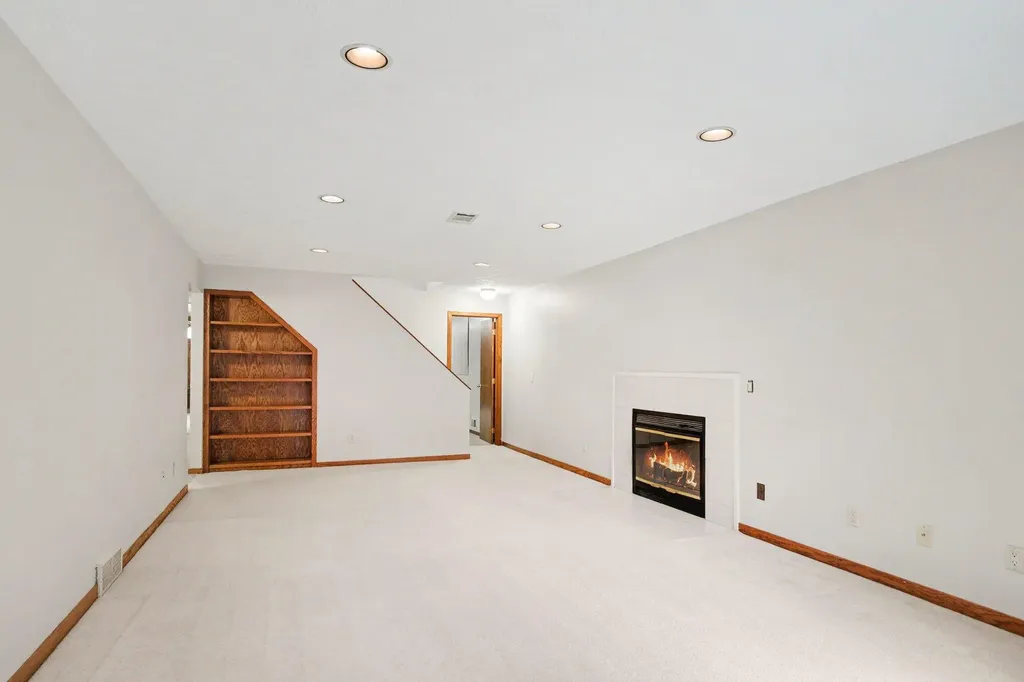 5499 Riverlook Drive NE Plainfield Charter Township MI 49321