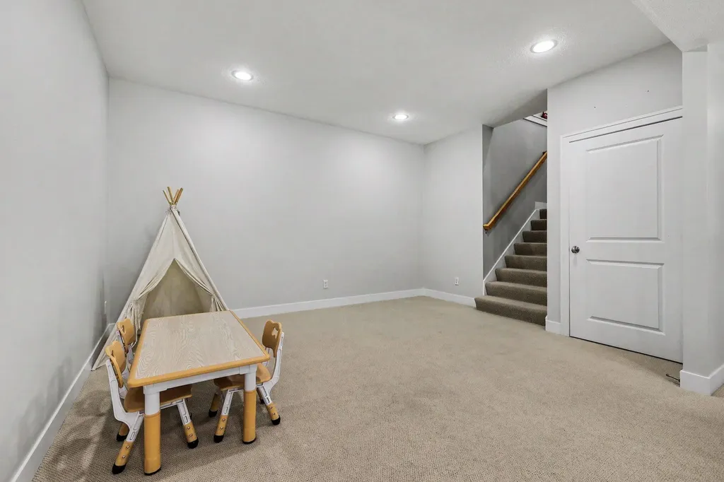 3404 Glenstone Court SE Cascade Charter Township MI 49546