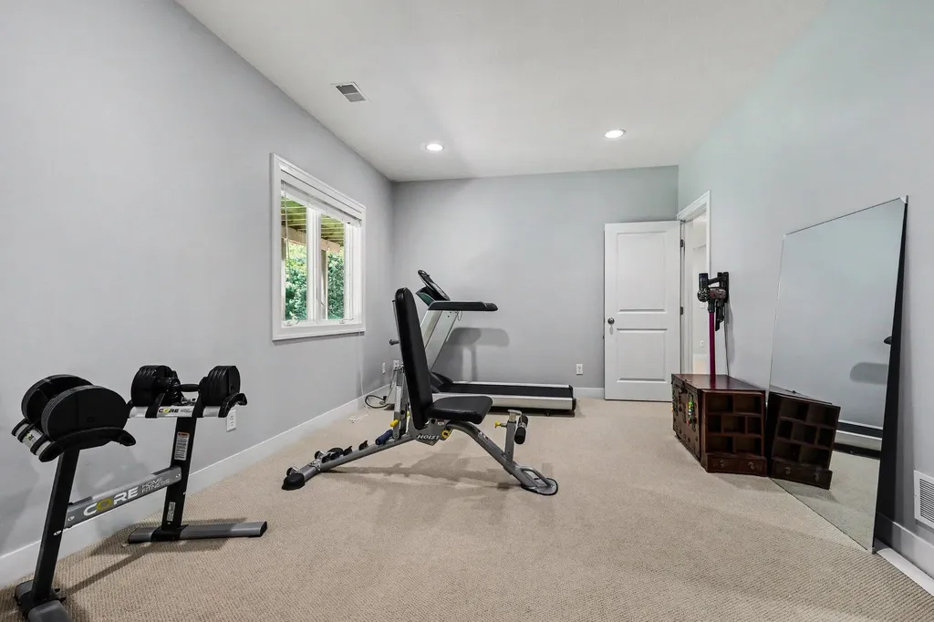 3404 Glenstone Court SE Cascade Charter Township MI 49546