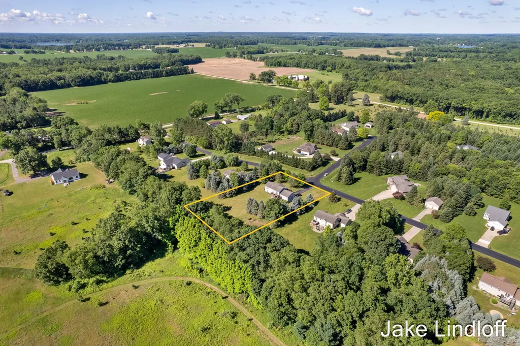 11324 Lindy Drive NE Oakfield Township MI 49341