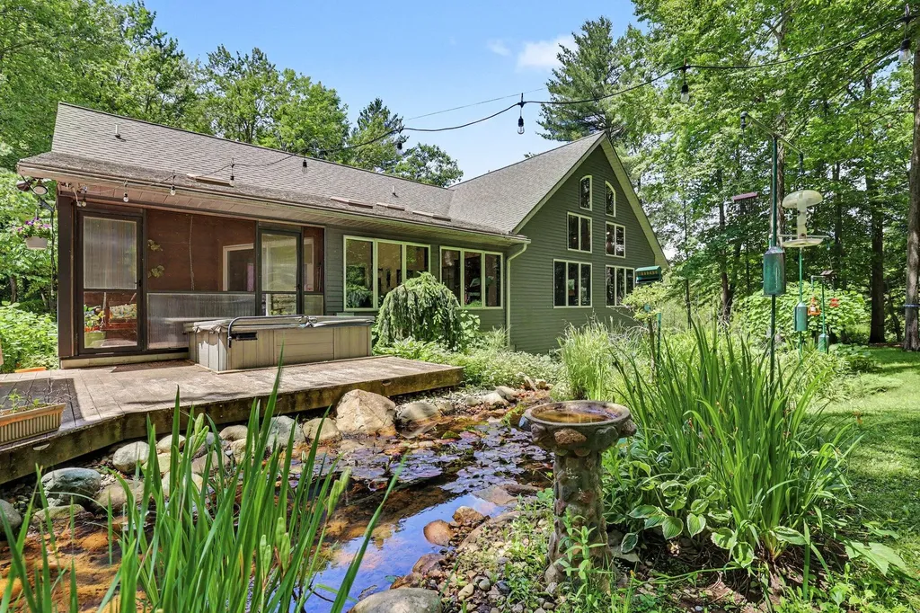 10735 Brown Lake Drive NE Oakfield Township MI 49341