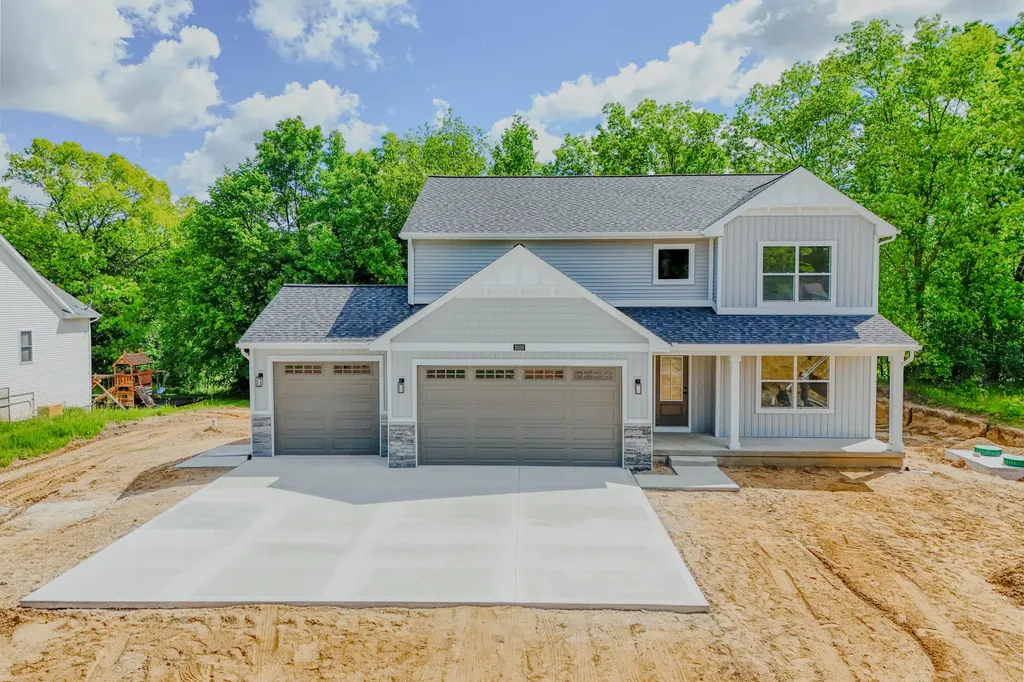 2050 Dakota Trail Rutland Charter Township MI 49058