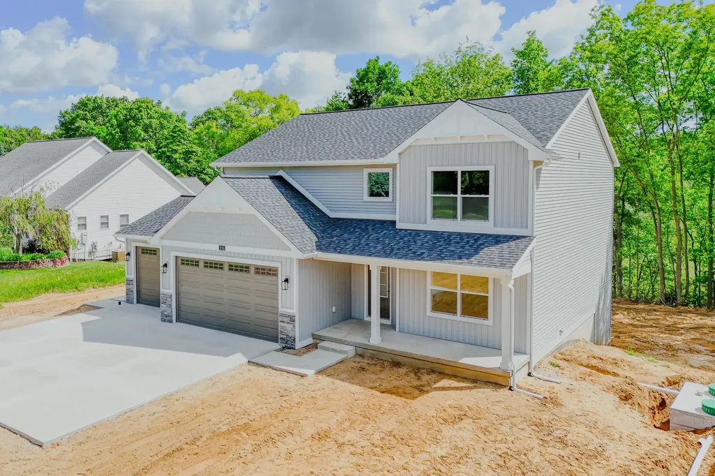 2050 Dakota Trail Rutland Charter Township MI 49058