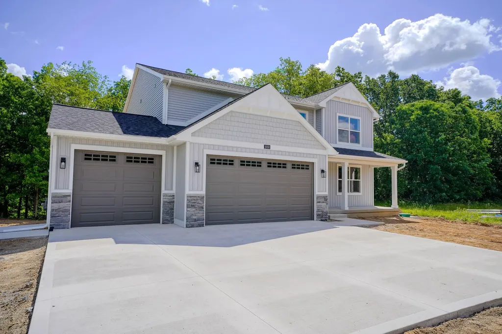 2050 Dakota Trail Rutland Charter Township MI 49058
