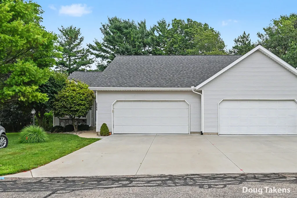 3344 Starboard Drive Park Township MI 49424