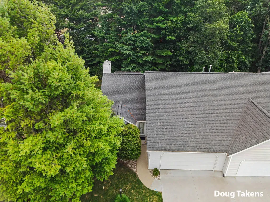 3344 Starboard Drive Park Township MI 49424