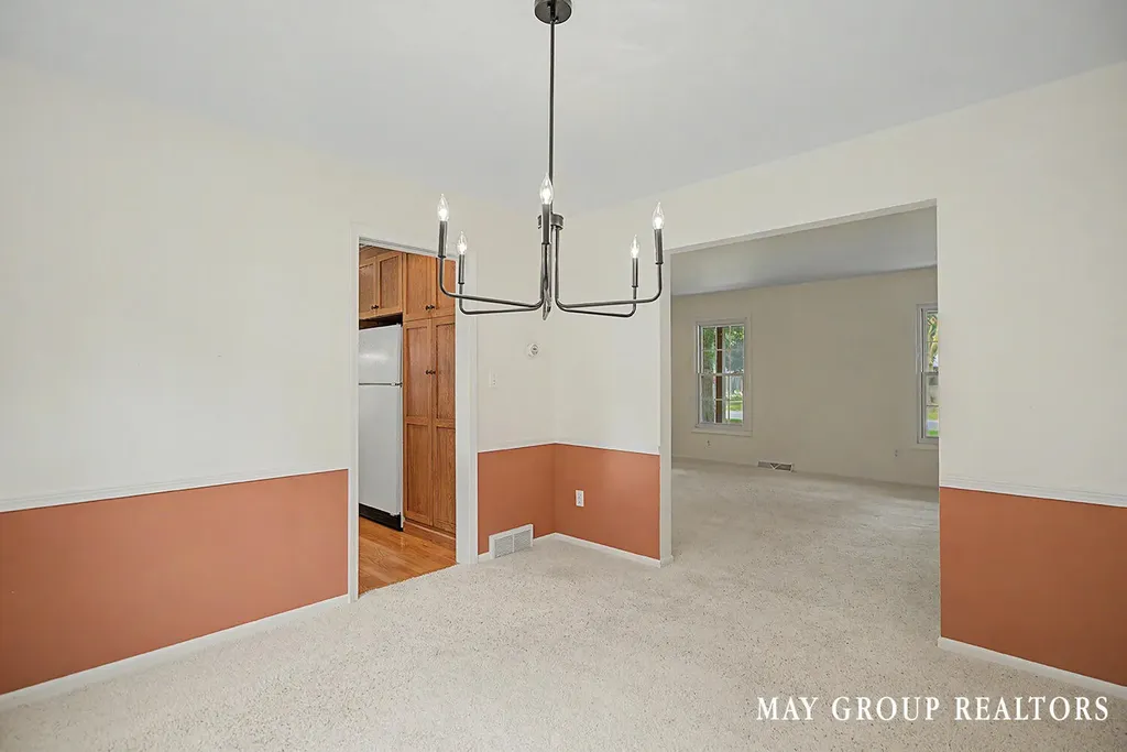 4840 Cresthill Drive NE Plainfield Charter Township MI 49525