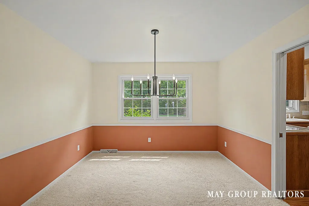 4840 Cresthill Drive NE Plainfield Charter Township MI 49525