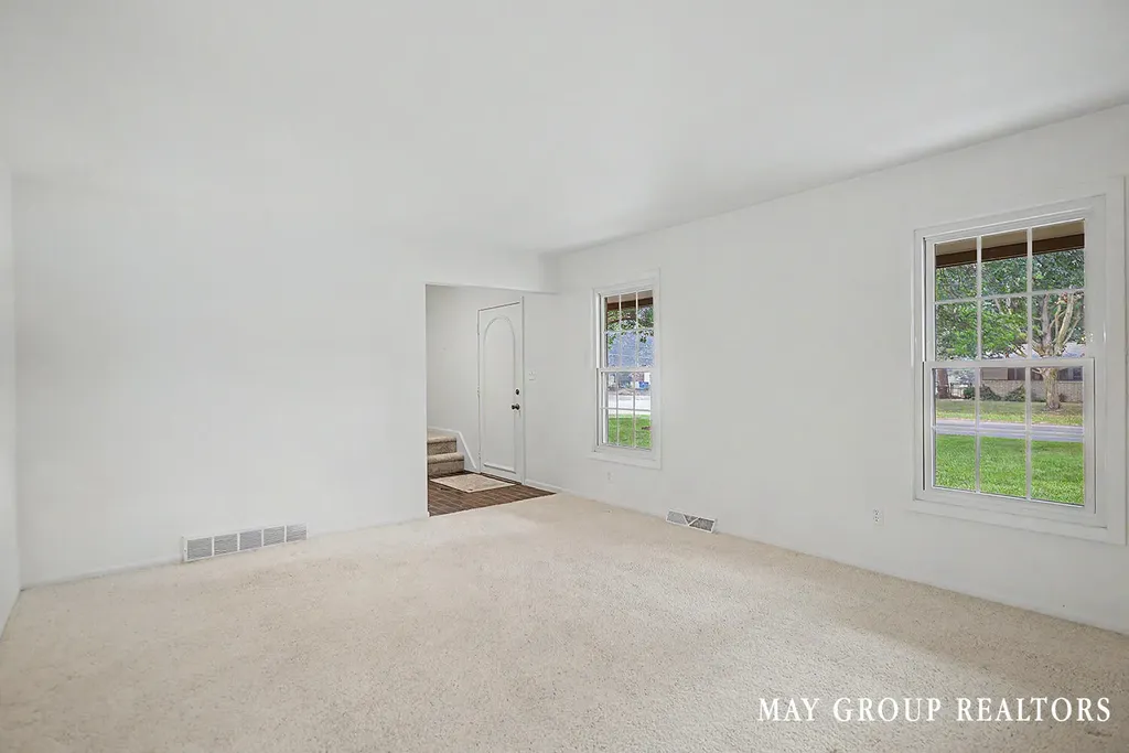 4840 Cresthill Drive NE Plainfield Charter Township MI 49525
