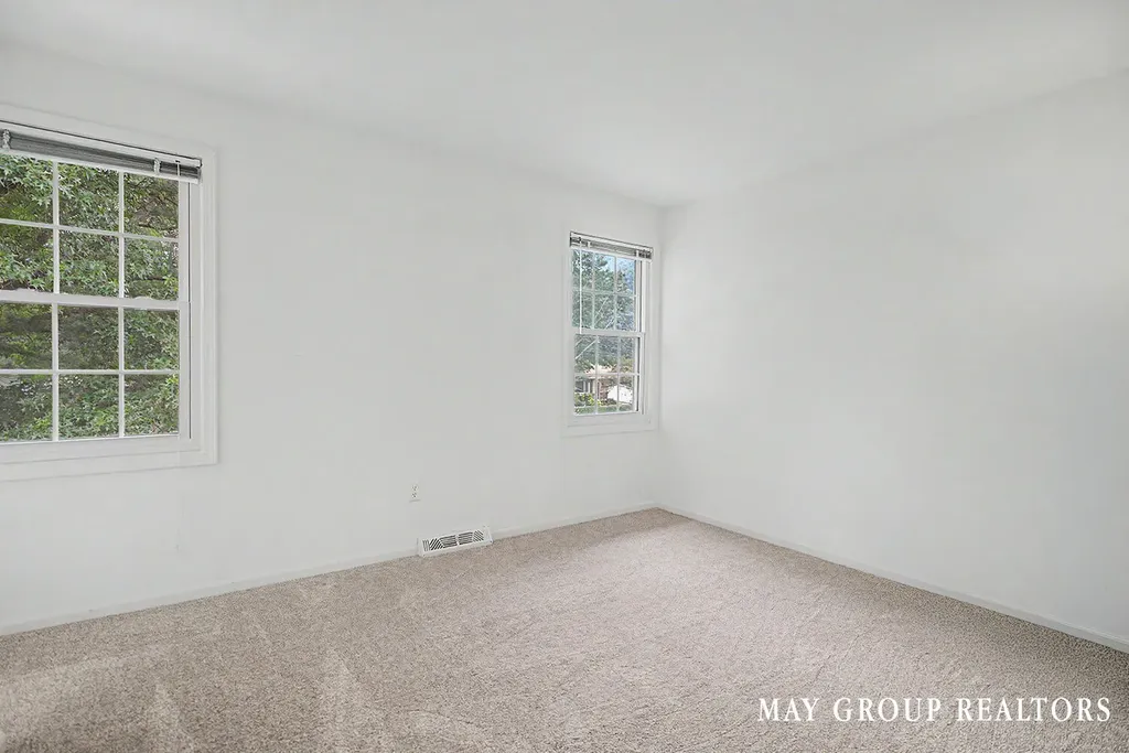 4840 Cresthill Drive NE Plainfield Charter Township MI 49525