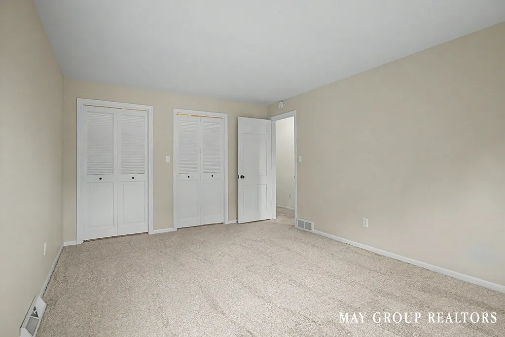 4840 Cresthill Drive NE Plainfield Charter Township MI 49525