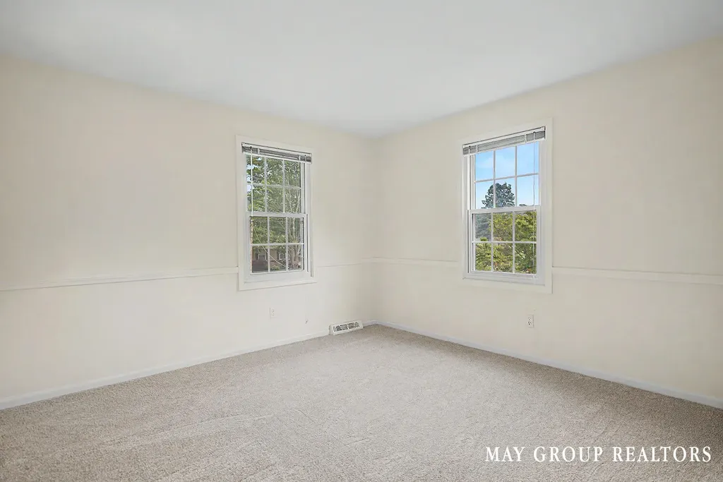 4840 Cresthill Drive NE Plainfield Charter Township MI 49525