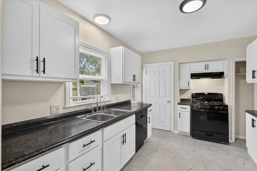 55 Elm Street SW Grand Rapids City MI 49507