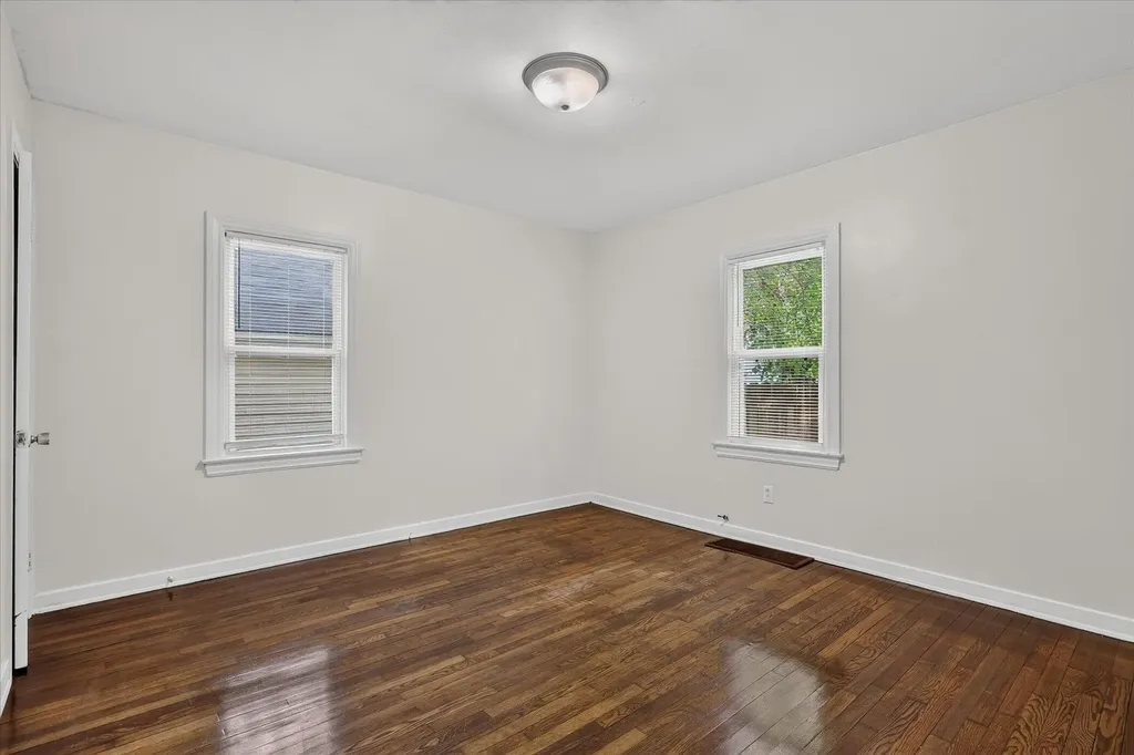 55 Elm Street SW Grand Rapids City MI 49507