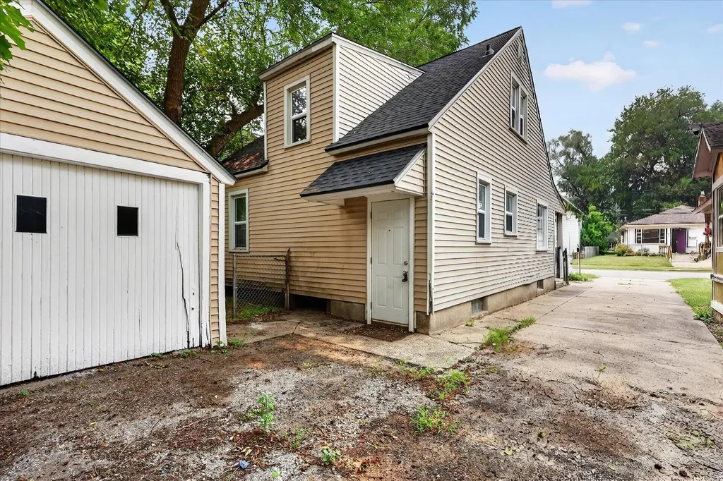 55 Elm Street SW Grand Rapids City MI 49507