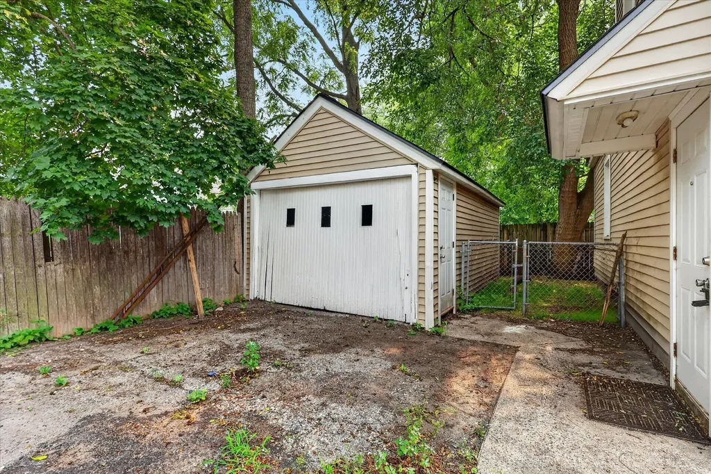 55 Elm Street SW Grand Rapids City MI 49507