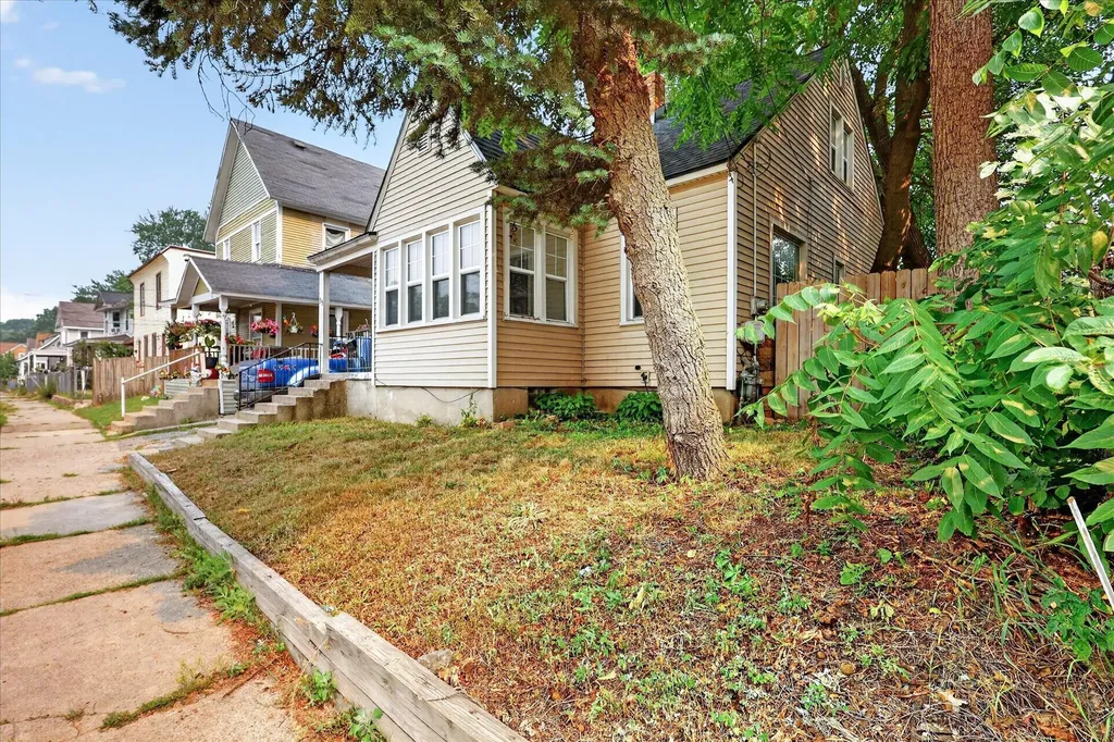 55 Elm Street SW Grand Rapids City MI 49507