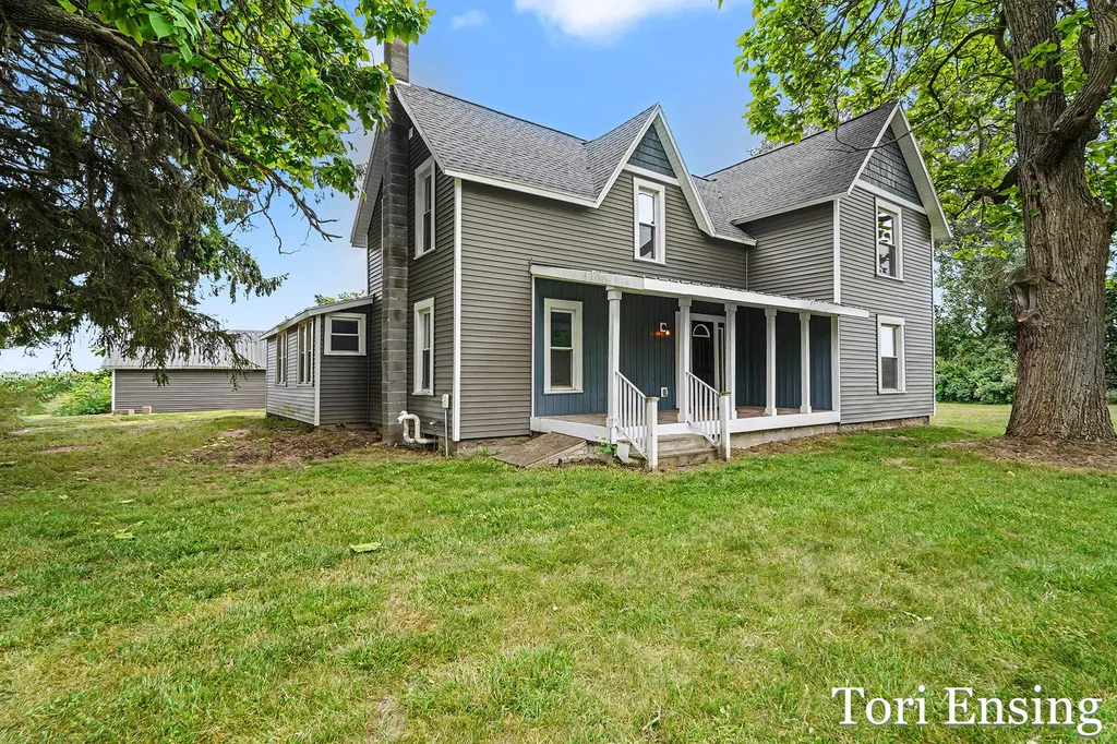151 S Fitzner Road Montcalm Township MI 48838