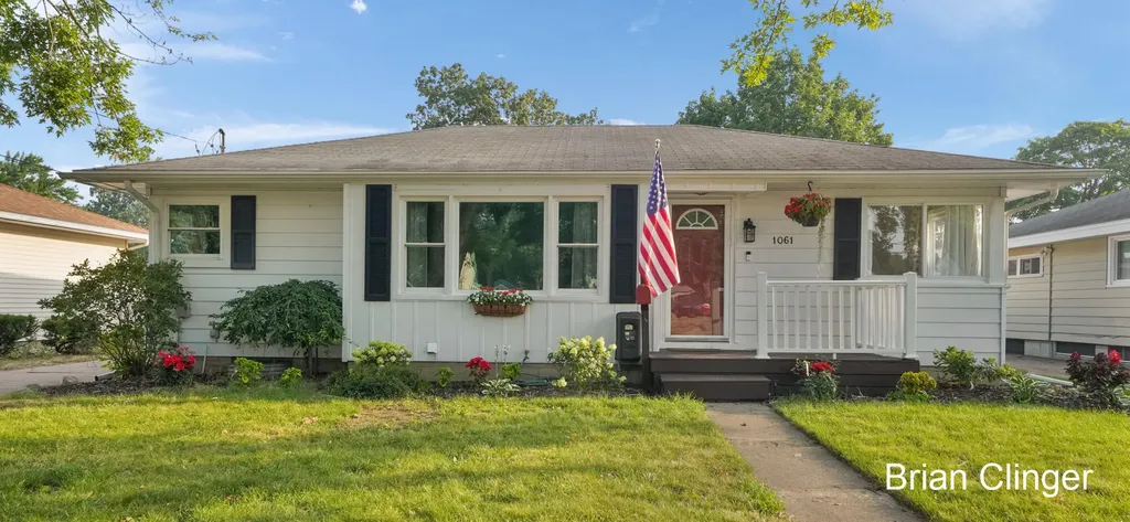 1061 Den Hertog Street SW Wyoming City MI 49509
