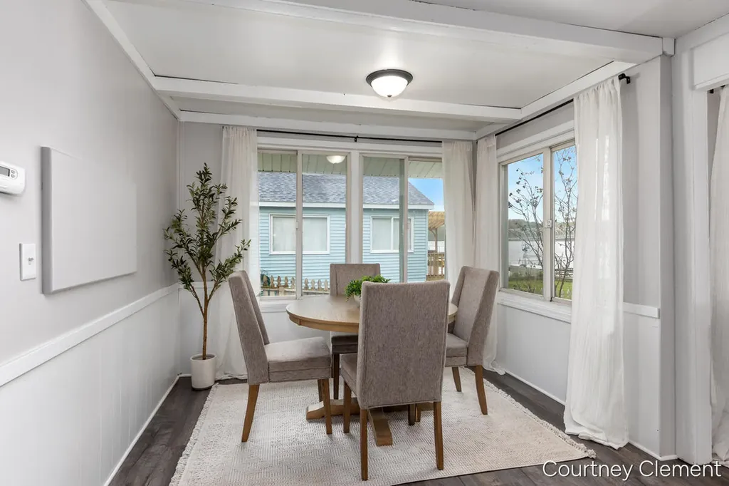 747 Kornoelje Drive NE Plainfield Charter Township MI 49321