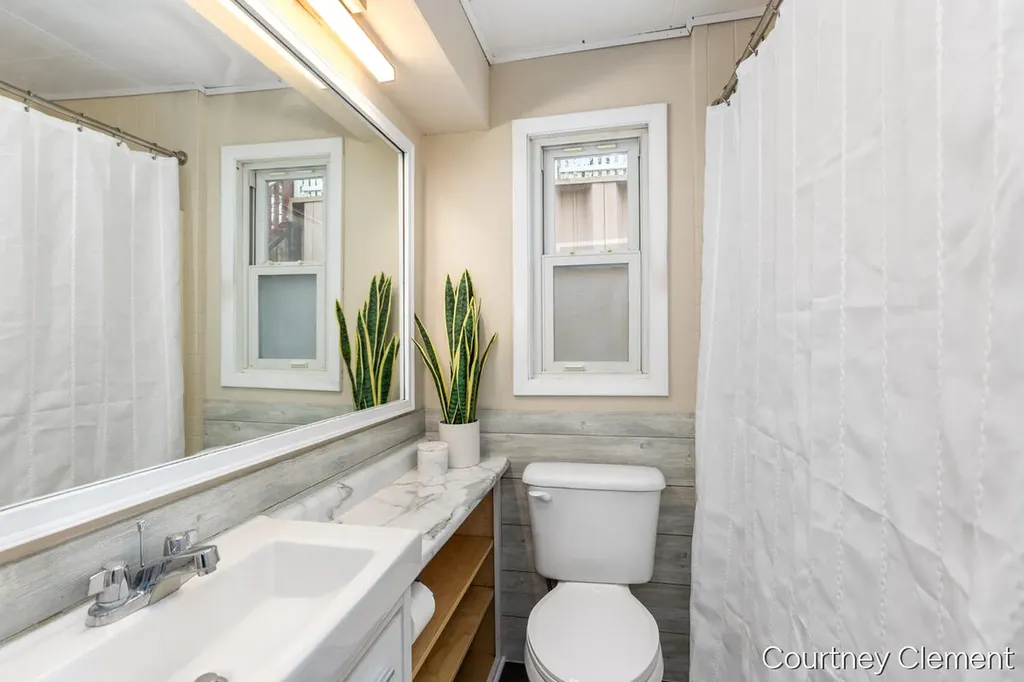 747 Kornoelje Drive NE Plainfield Charter Township MI 49321