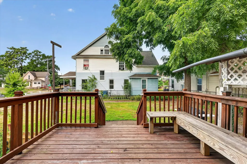 243 Delaware Street SE Grand Rapids City MI 49507