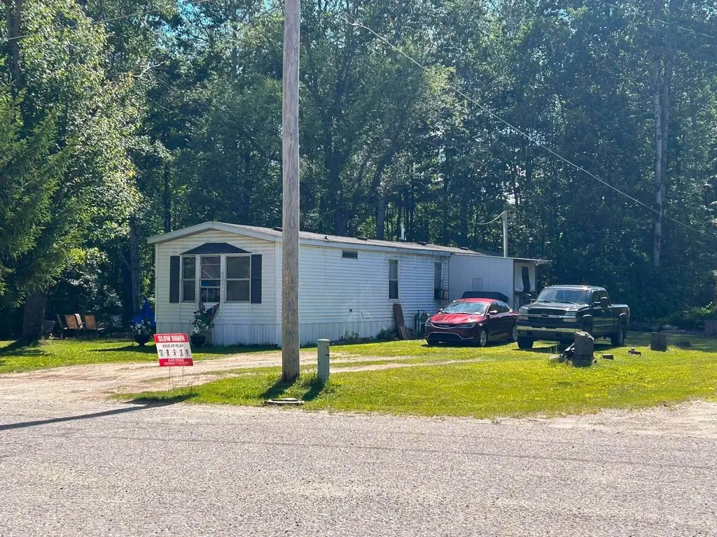 409 Hemlock Street Garfield Township MI 48632