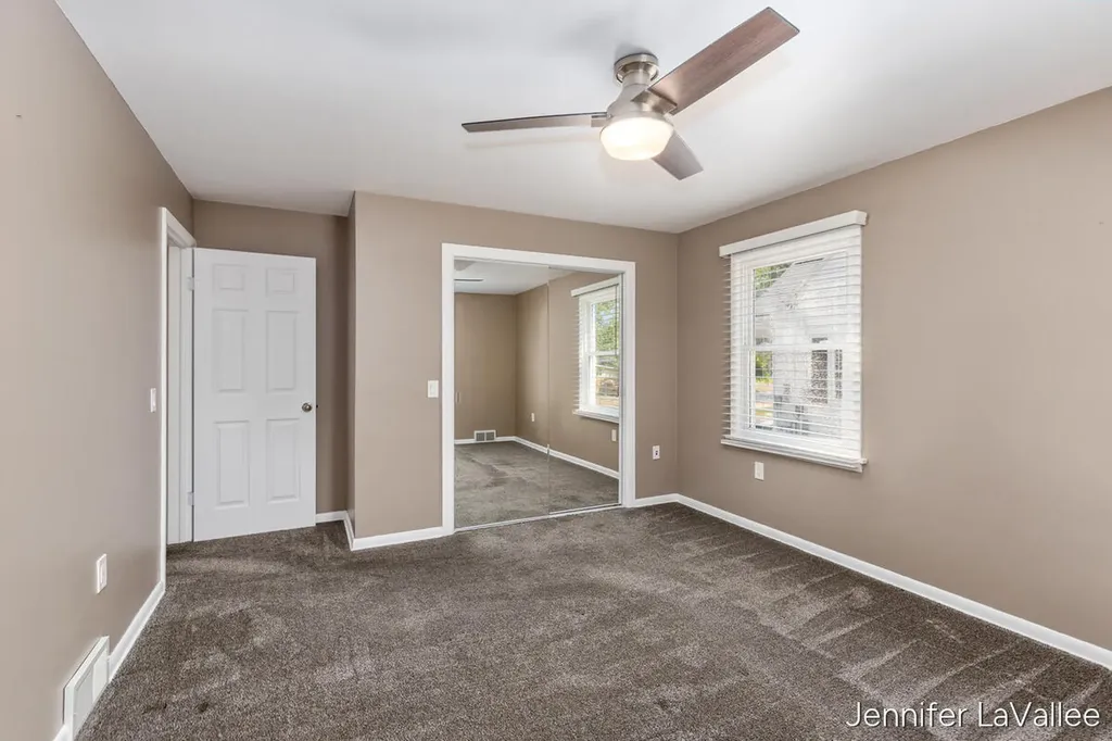 11283 Brown Avenue Allendale Charter Township MI 49401