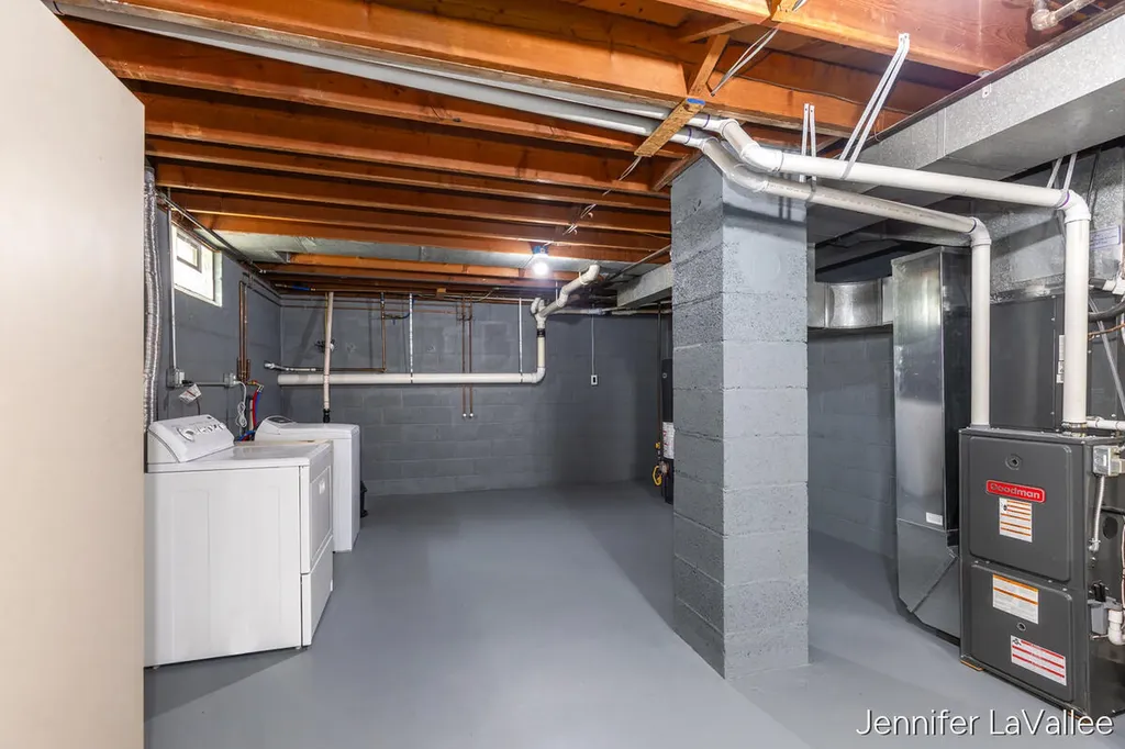 11283 Brown Avenue Allendale Charter Township MI 49401