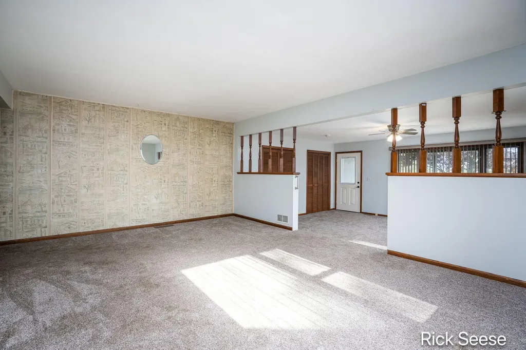 9800 5 Mile Road NE Grattan Township MI 49301